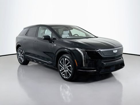 Certified 2025 Cadillac Optiq Sport 1 AWD/4WD image 1