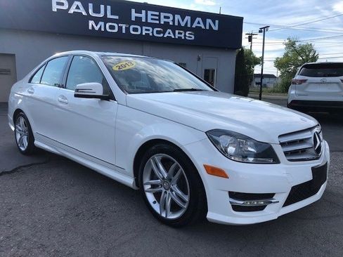 Used 2013 Mercedes-Benz C 300 4MATIC Sedan image 2