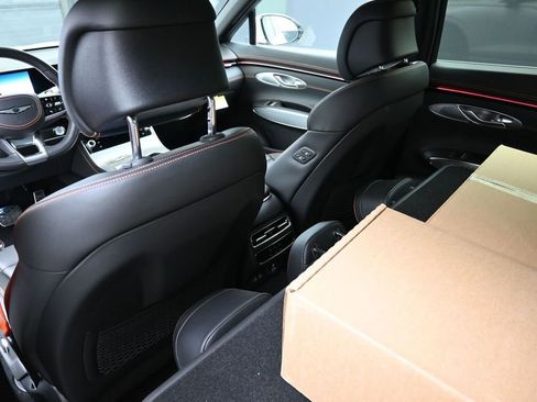 New 2026 Genesis GV70 2.5T Sport Prestige AWD/4WD image 18