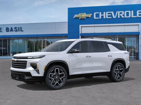 New 2026 Chevrolet Traverse High Country AWD/4WD image 2
