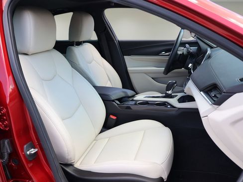 Used 2021 Cadillac CT4 Luxury w/ Sun And Sound Package RWD image 15