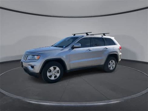Used 2014 Jeep Grand Cherokee Laredo image 4