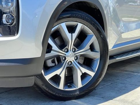 Used 2021 Hyundai Palisade SEL w/ Premium Package AWD/4WD image 2