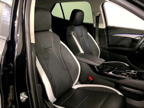 Used 2025 Buick Envision Sport Touring image 7