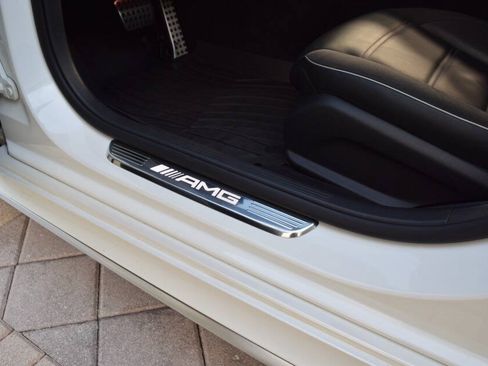 Used 2018 Mercedes-Benz E 63 AMG S image 43