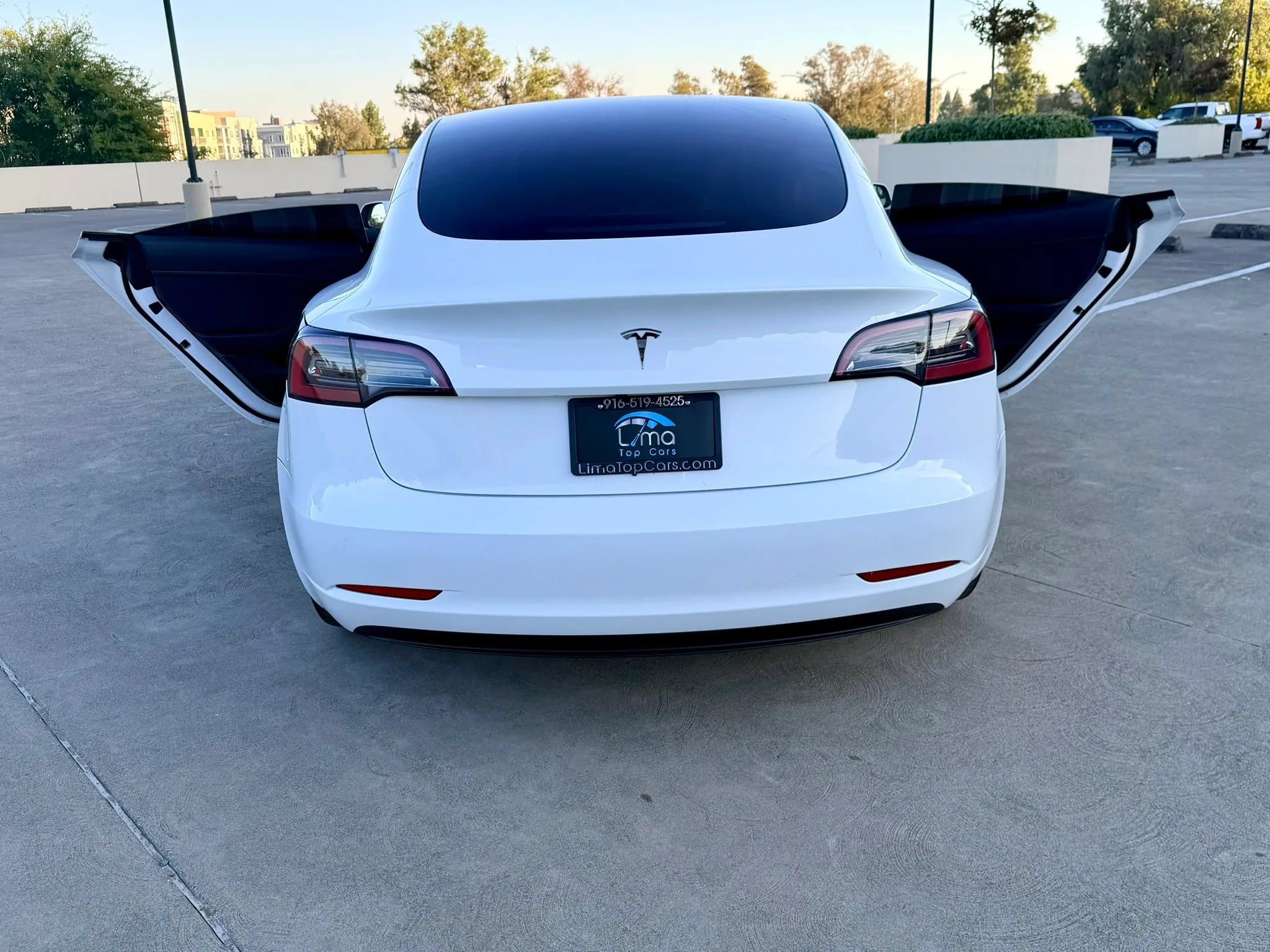 Used 2023 Tesla Model 3 Standard Range RWD image 31