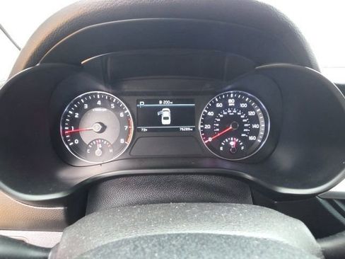 Used 2022 Kia Forte LXS image 17