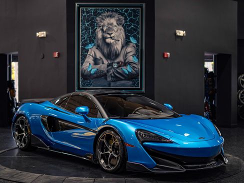 Used 2020 McLaren 600LT Spider RWD image 34