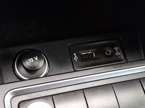 Used 2016 Volkswagen Jetta SE image 23