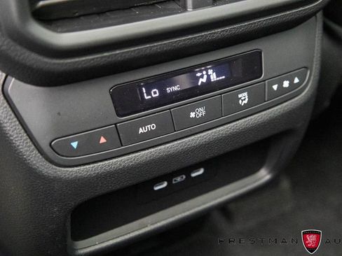 Used 2025 Honda Pilot Touring image 41