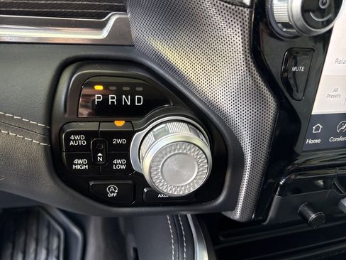 Used 2022 RAM 1500 Limited AWD/4WD image 25