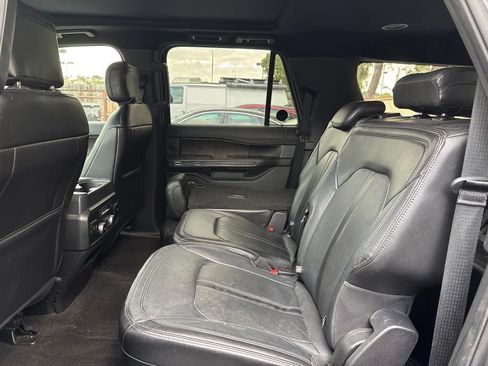 Used 2020 Ford Expedition Max Limited RWD image 16
