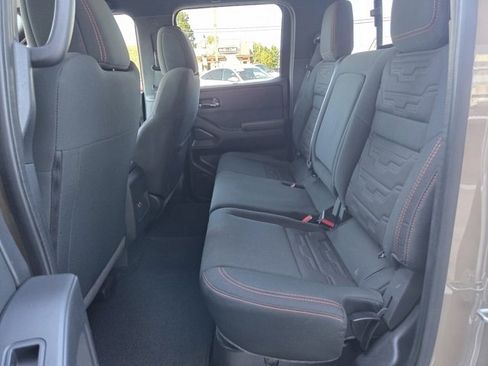 Used 2024 Nissan Frontier PRO-4X w/ Off-Road Protection Package image 22
