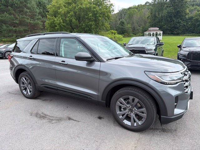 Used 2026 Ford Explorer Active w/ Active Comfort Package AWD/4WD image 10