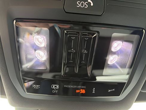 New 2026 Volkswagen Tiguan SE R-Line AWD/4WD image 23