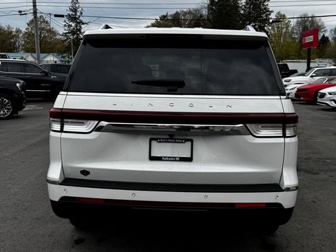 Used 2024 Lincoln Navigator L Reserve w/ Equipment Group 201A AWD/4WD image 5