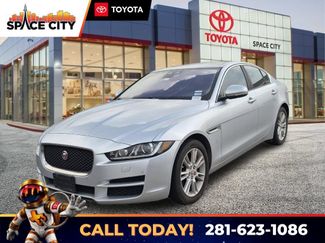 Used 2018 Jaguar XE Premium AWD/4WD video 1