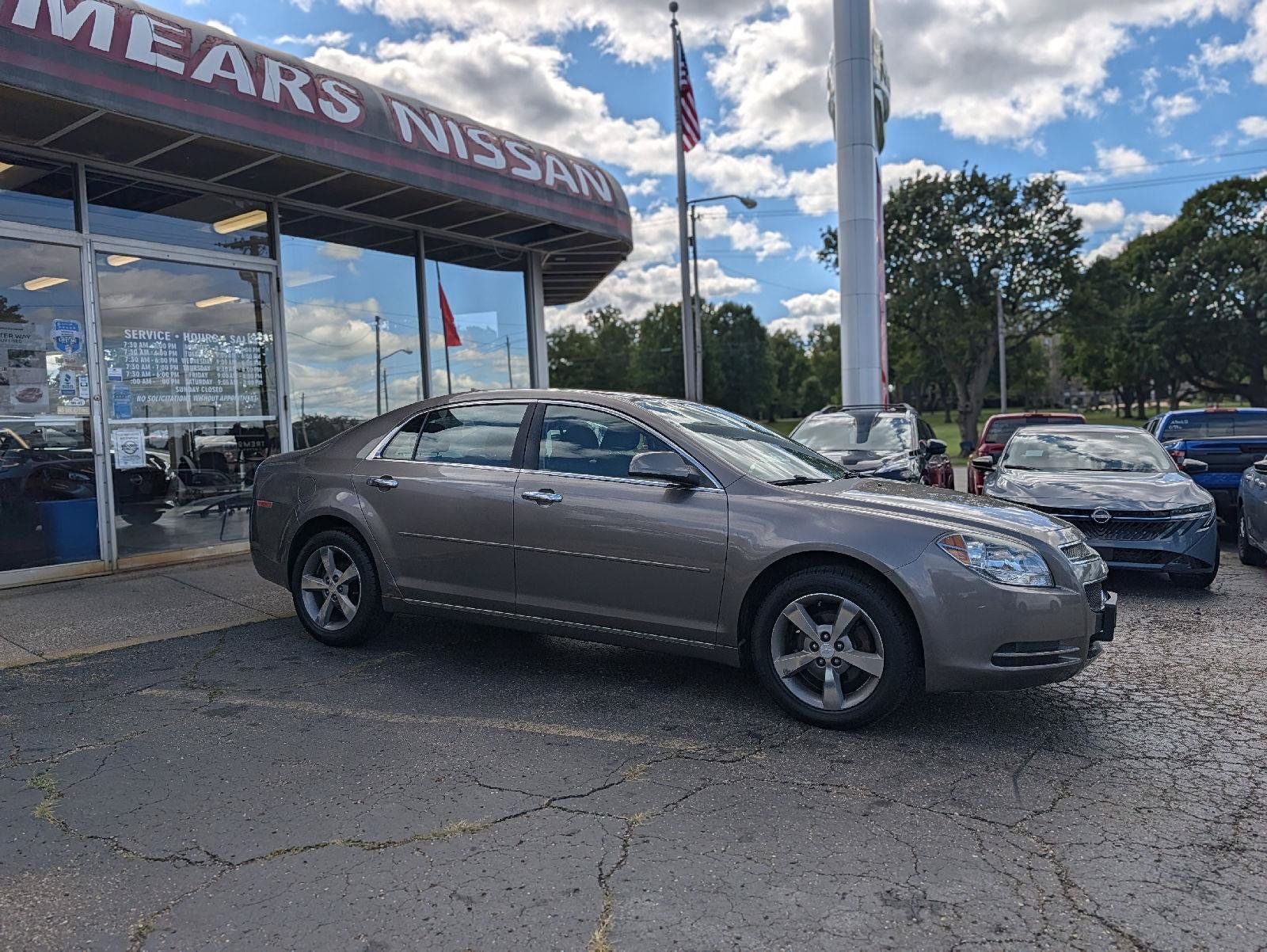 Used 2012 Chevrolet Malibu LT FWD image 12