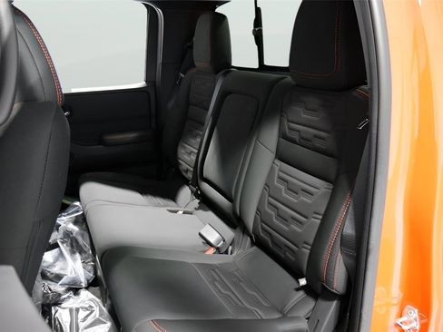 New 2025 Nissan Frontier PRO-4X image 11