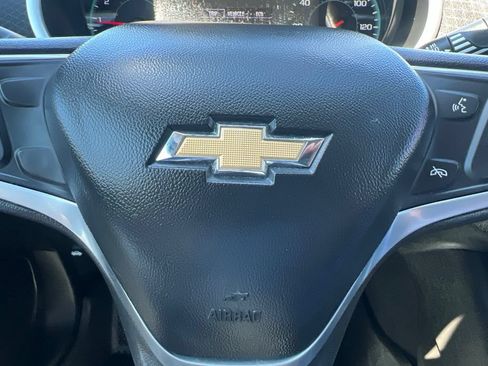Used 2022 Chevrolet Malibu LT FWD image 59