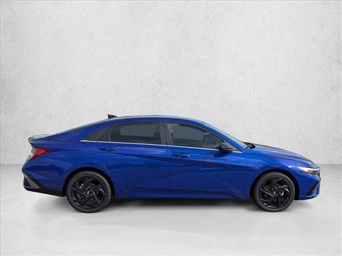 Used 2026 Hyundai Elantra SEL Sport Premium FWD image 4