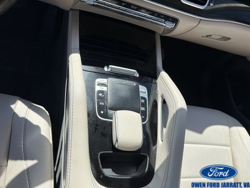Used 2020 Mercedes-Benz GLE 350 w/ Premium Package image 13