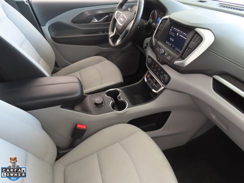 Used 2024 GMC Terrain SLE AWD/4WD image 25