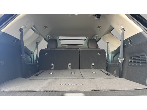 New 2026 Nissan Pathfinder SV w/ SV Premium Package AWD/4WD image 13