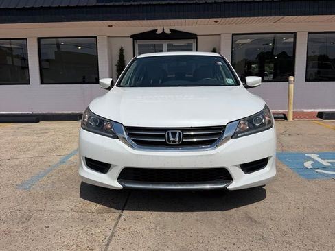 Used 2014 Honda Accord LX image 2