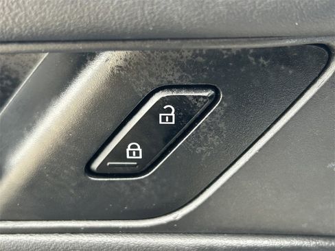 Used 2024 MAZDA CX-90 3.3 Turbo w/ Premium Package image 29