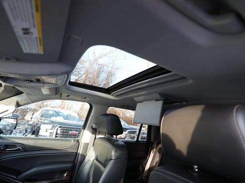 Used 2019 Chevrolet Tahoe LT image 21