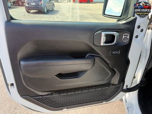Certified 2022 Jeep Wrangler Unlimited Sport AWD/4WD image 12