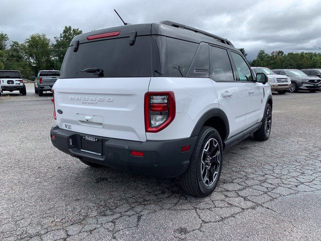 Certified 2025 Ford Bronco Sport Outer Banks w/ Outer Banks Tech Package+ AWD/4WD image 8