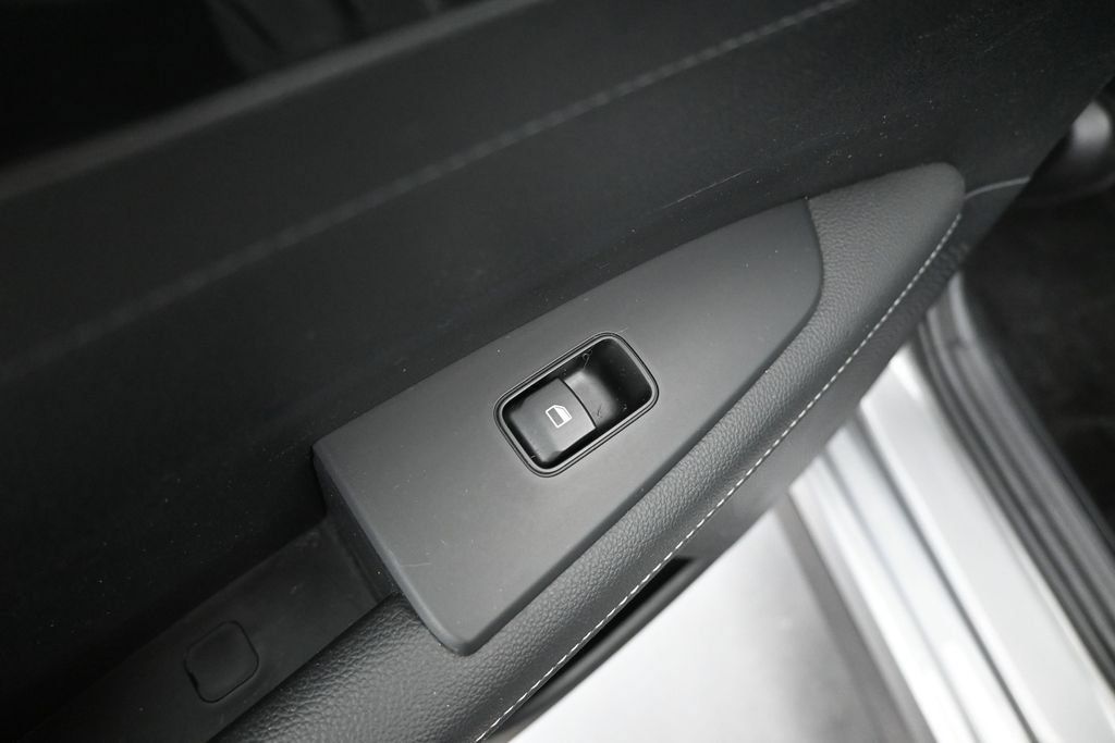 Certified 2022 Kia Forte GT-Line FWD image 10