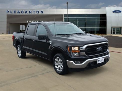 Used 2023 Ford F150 XLT image 7