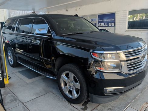 Used 2017 Chevrolet Suburban Premier RWD image 1