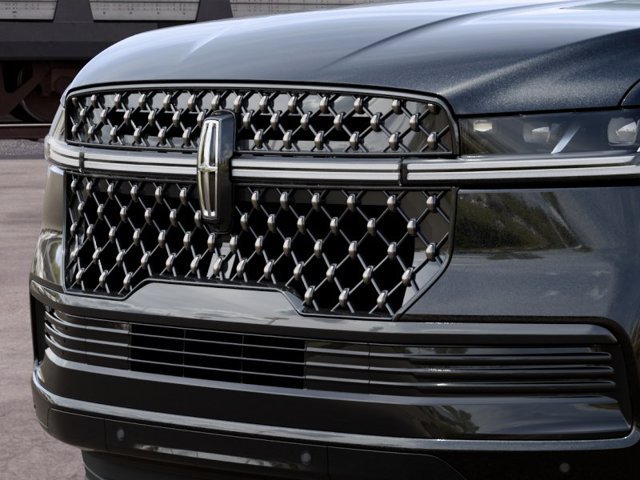 New 2027 Lincoln Navigator Black Label AWD/4WD image 17