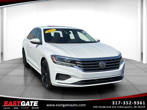 Used 2021 Volkswagen Passat 2.0T SE FWD image 1