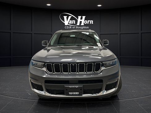 Used 2023 Jeep Grand Cherokee L Limited w/ Luxury Tech Group II AWD/4WD image 2