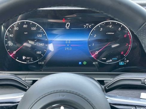 Used 2026 Mercedes-Benz GLS 450 4MATIC image 27