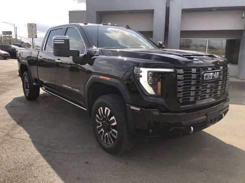 Used 2025 GMC Sierra 2500 Denali Ultimate AWD/4WD image 15