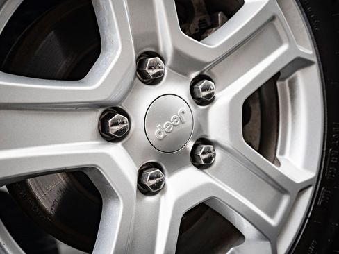 Used 2021 Jeep Wrangler Unlimited Sport image 8