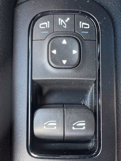 Used 2024 Mercedes-Benz Sprinter 2500 image 8