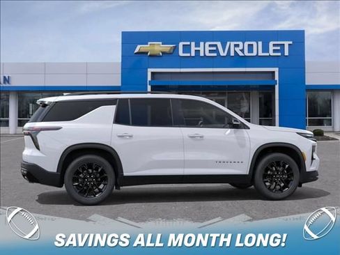 New 2026 Chevrolet Traverse LT w/ Midnight/Sport Edition FWD image 5