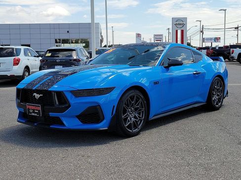 Used 2025 Ford Mustang GT Premium w/ GT Performance Package RWD image 6