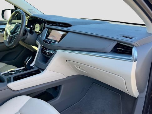 Used 2021 Cadillac XT5 Premium Luxury AWD/4WD image 31