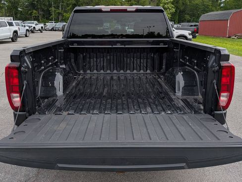 Used 2023 GMC Sierra 1500 SLE w/ Snow Plow Prep Package AWD/4WD image 10