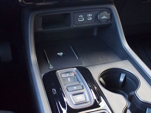 Used 2025 Honda Pilot TrailSport image 21