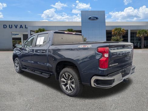 Used 2023 Chevrolet Silverado 1500 LT image 6