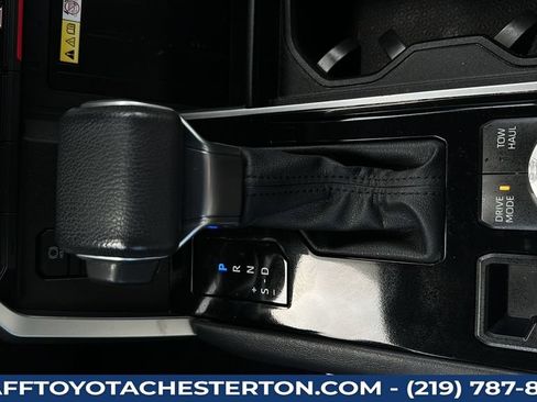 Used 2022 Toyota Tundra Platinum w/ Advanced Package AWD/4WD image 17